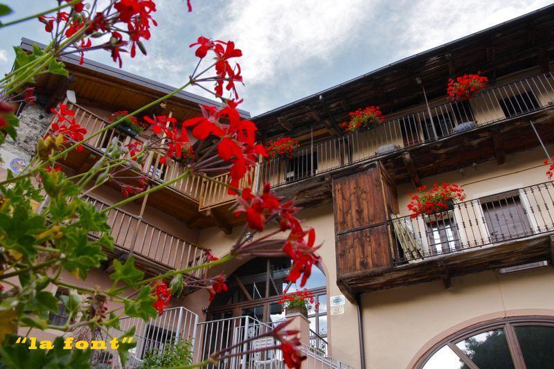 Hotel Ristorante La Font Castelmagno Esterno foto
