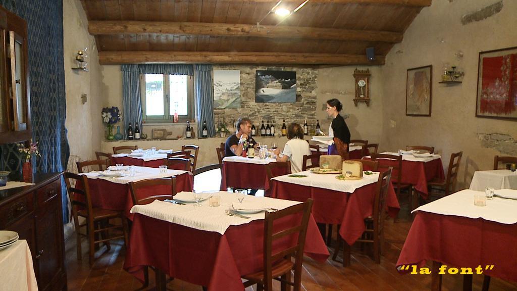 Hotel Ristorante La Font Castelmagno Esterno foto
