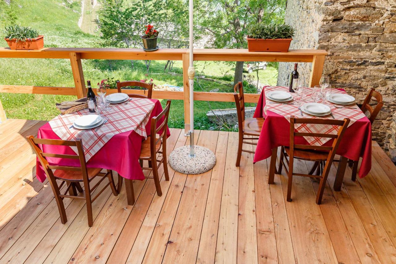 Hotel Ristorante La Font Castelmagno Esterno foto